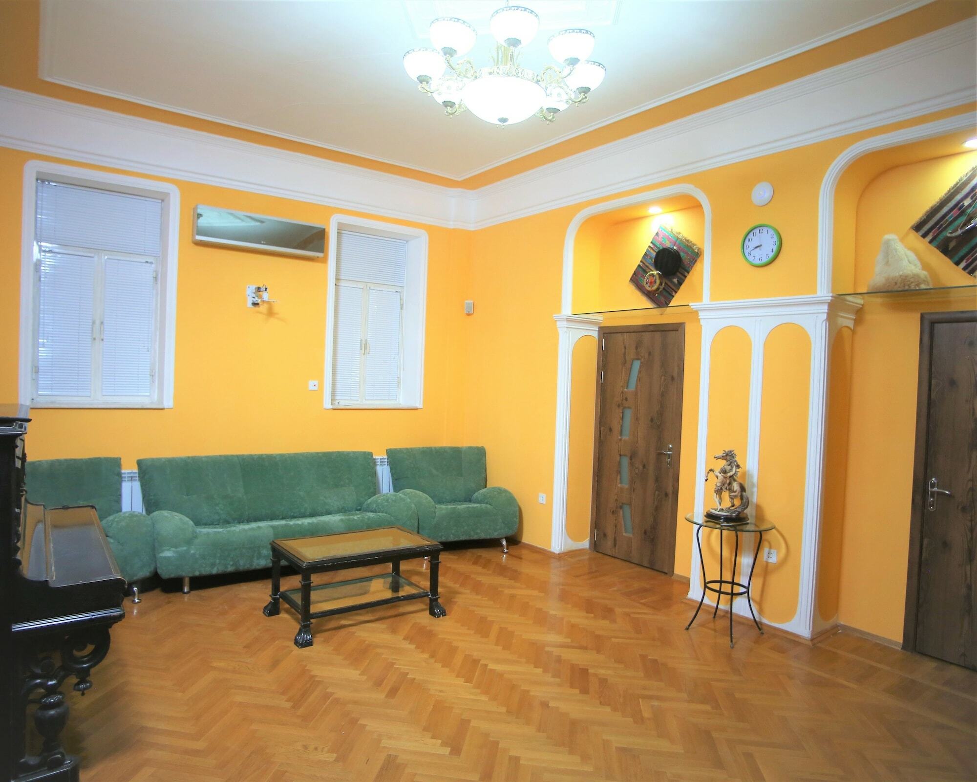 Hostello Hostel Bakoe Buitenkant foto